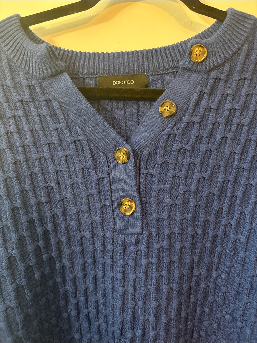 Button-Shoulder Textured Knit Sweater in Royal Blue - Picture 5 of 5